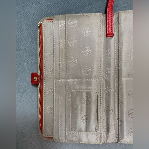 Adrienne Vittadini Studio clutch wallet, red/coral, wrist strap 9” x 5” x .5” - Picture 8 of 16